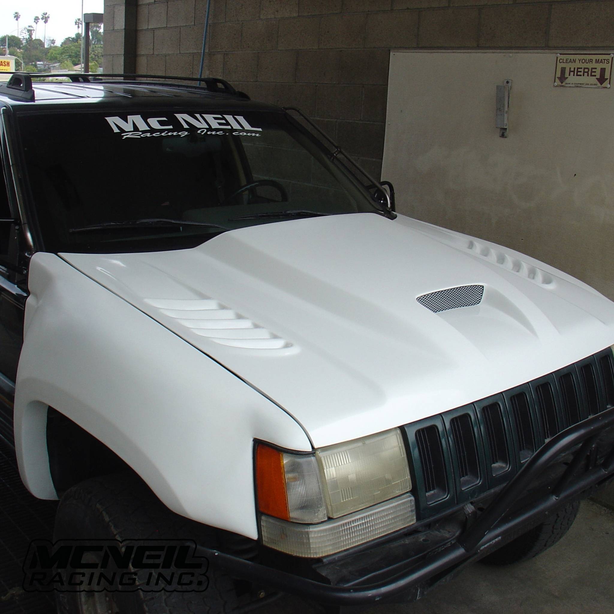 93-98 Jeep Grand Cherokee (ZJ) Off Road Fiberglass Hood – McNeil