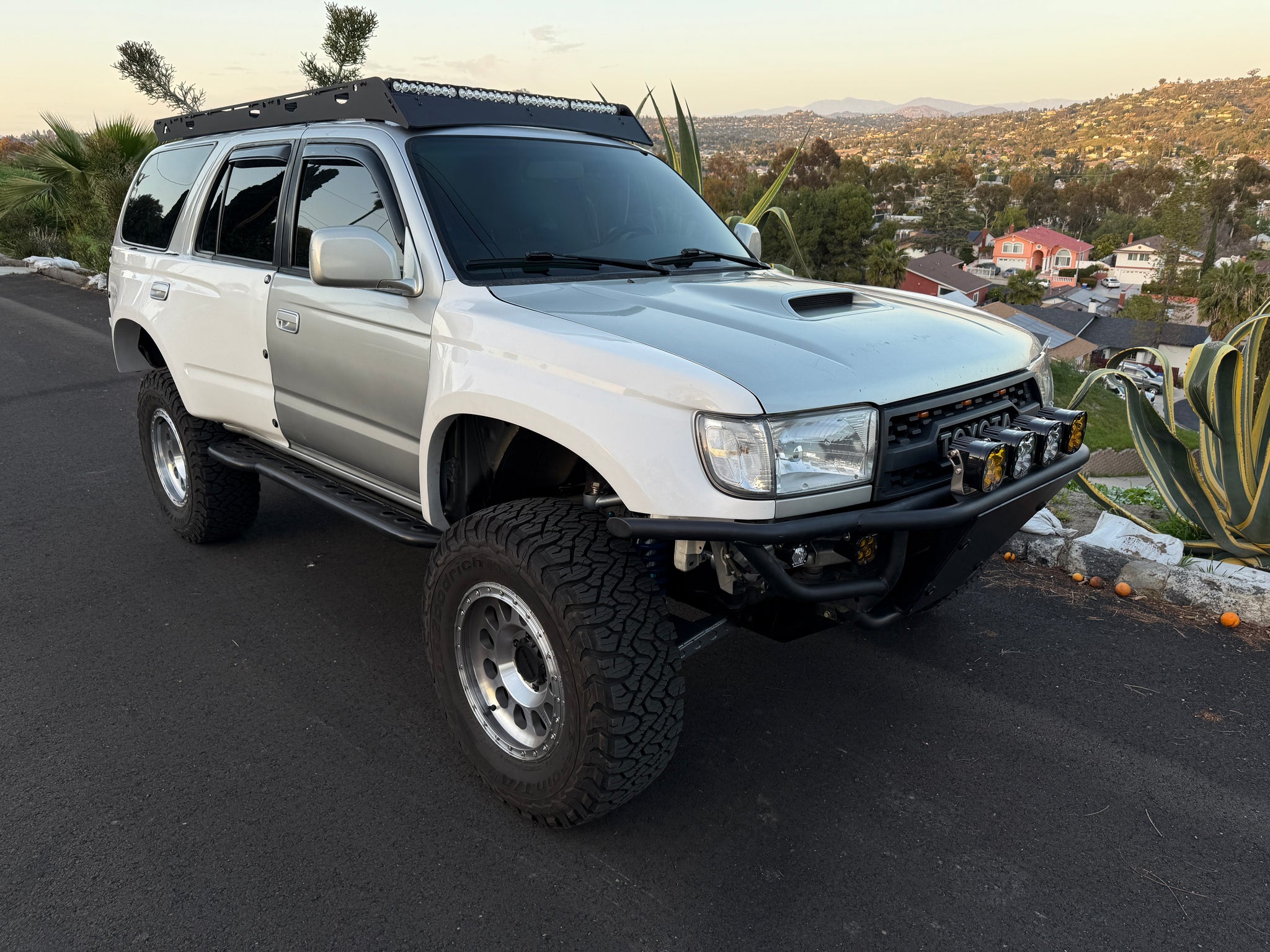 96-02 Toyota 4 Runner 4.5" Flare  Off Road Fiberglass Bedsides