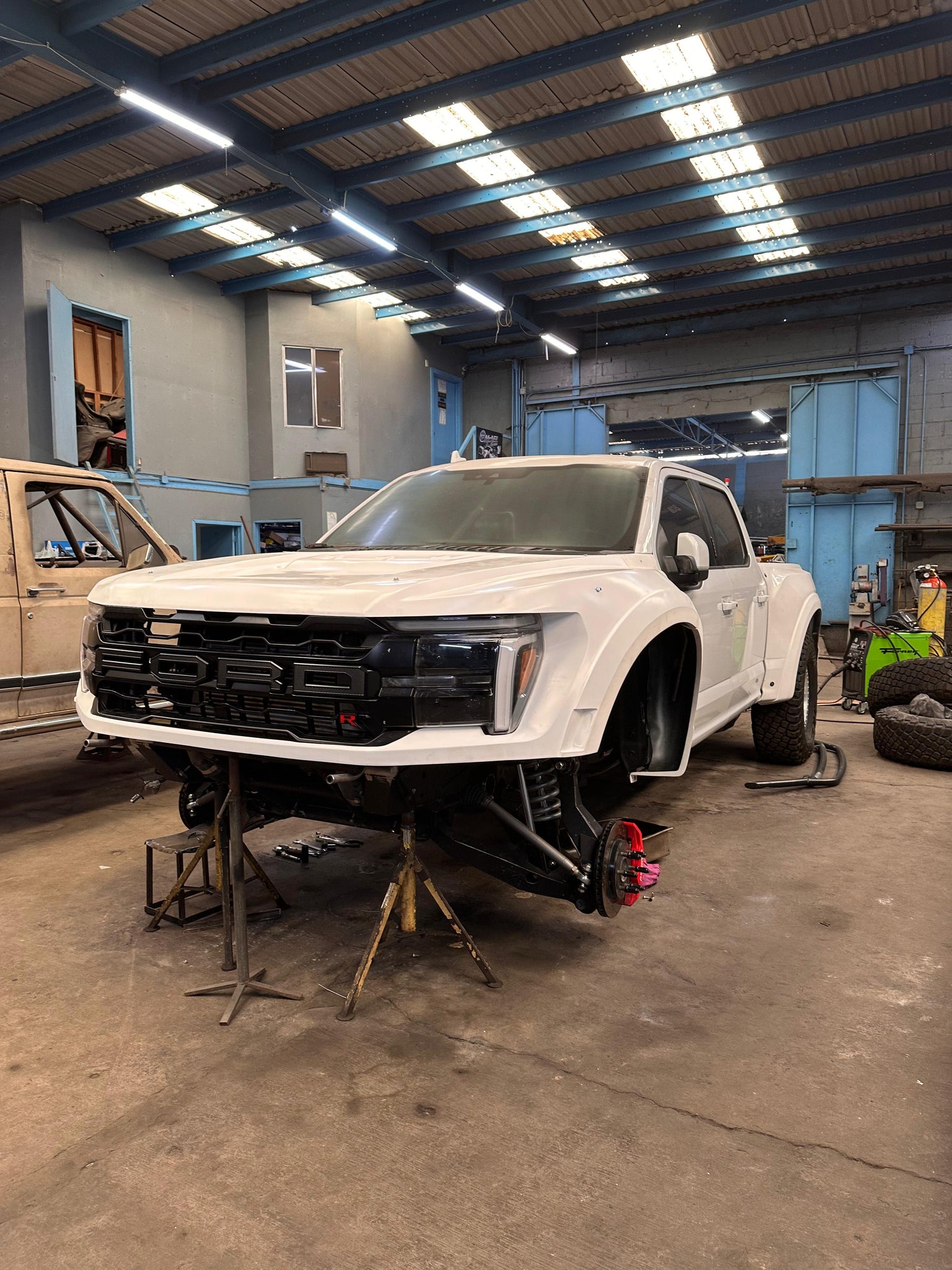 2015-2020 Ford Raptor/F150 To Gen 3.5 Raptor Off Road Fiberglass One Piece 96”