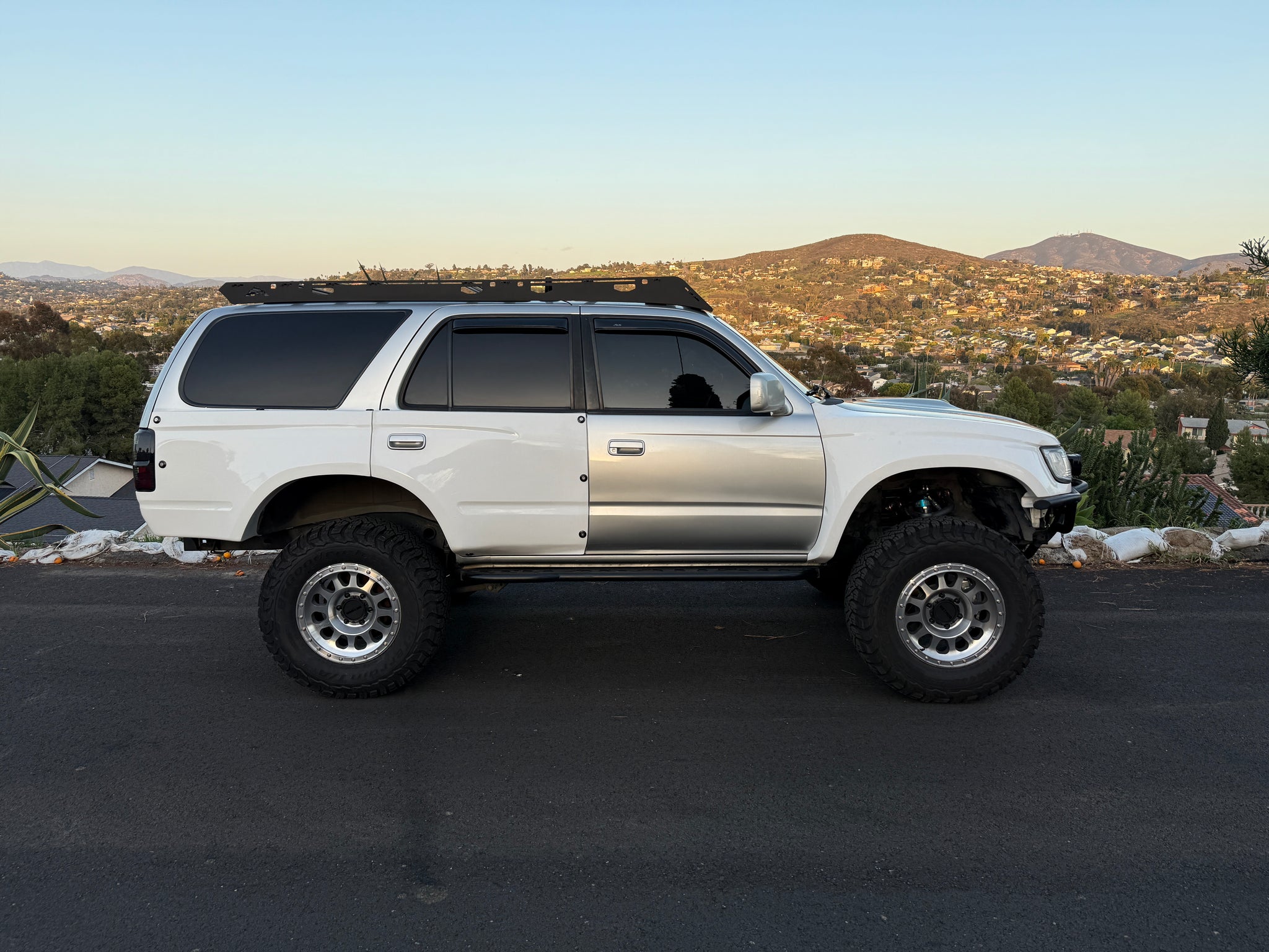 96-02 Toyota 4 Runner 4.5" Flare - Off Road Fiberglass Fenders