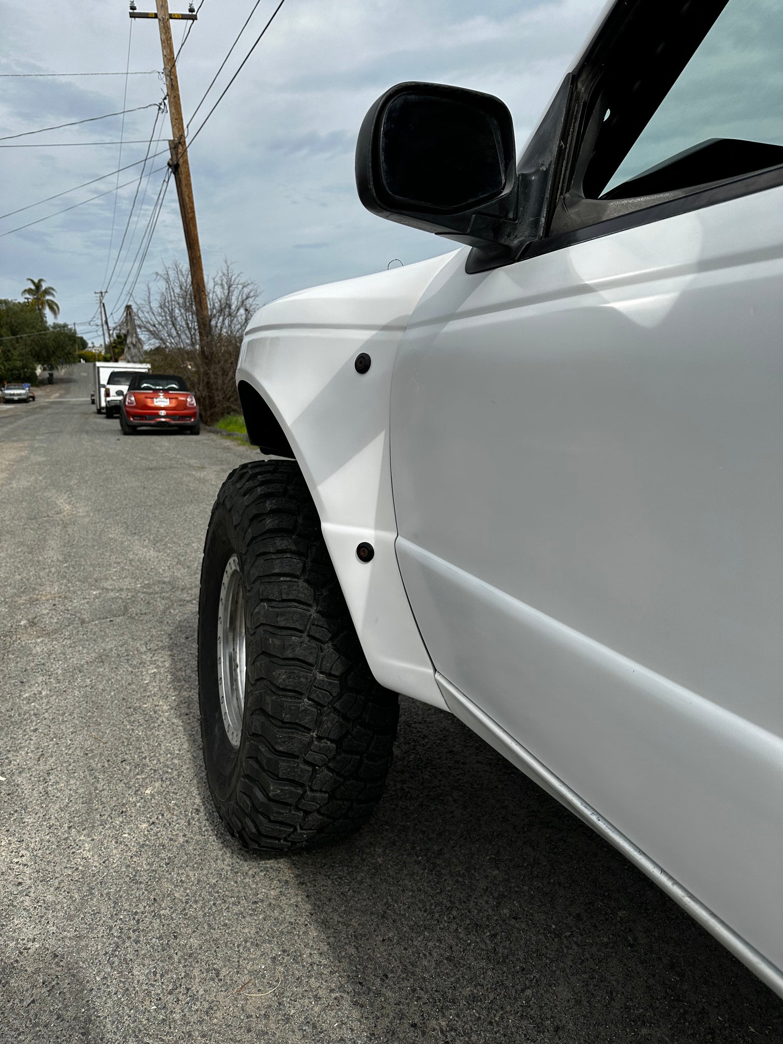 93-97 Ford Ranger 6" Bulge Off Road Fiberglass Fenders