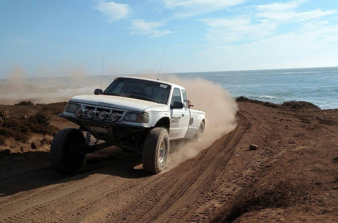 93-97 Ford Ranger 6" Bulge Off Road Fiberglass Fenders - McNeil Racing Inc
