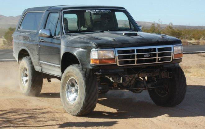 92-96 Ford F150 Off Road Fiberglass Hood With Scoop & Louvers