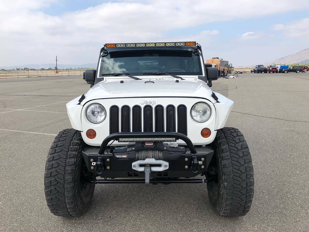 Jeep Wrangler JK 4" Fiberglass Front Fenders
