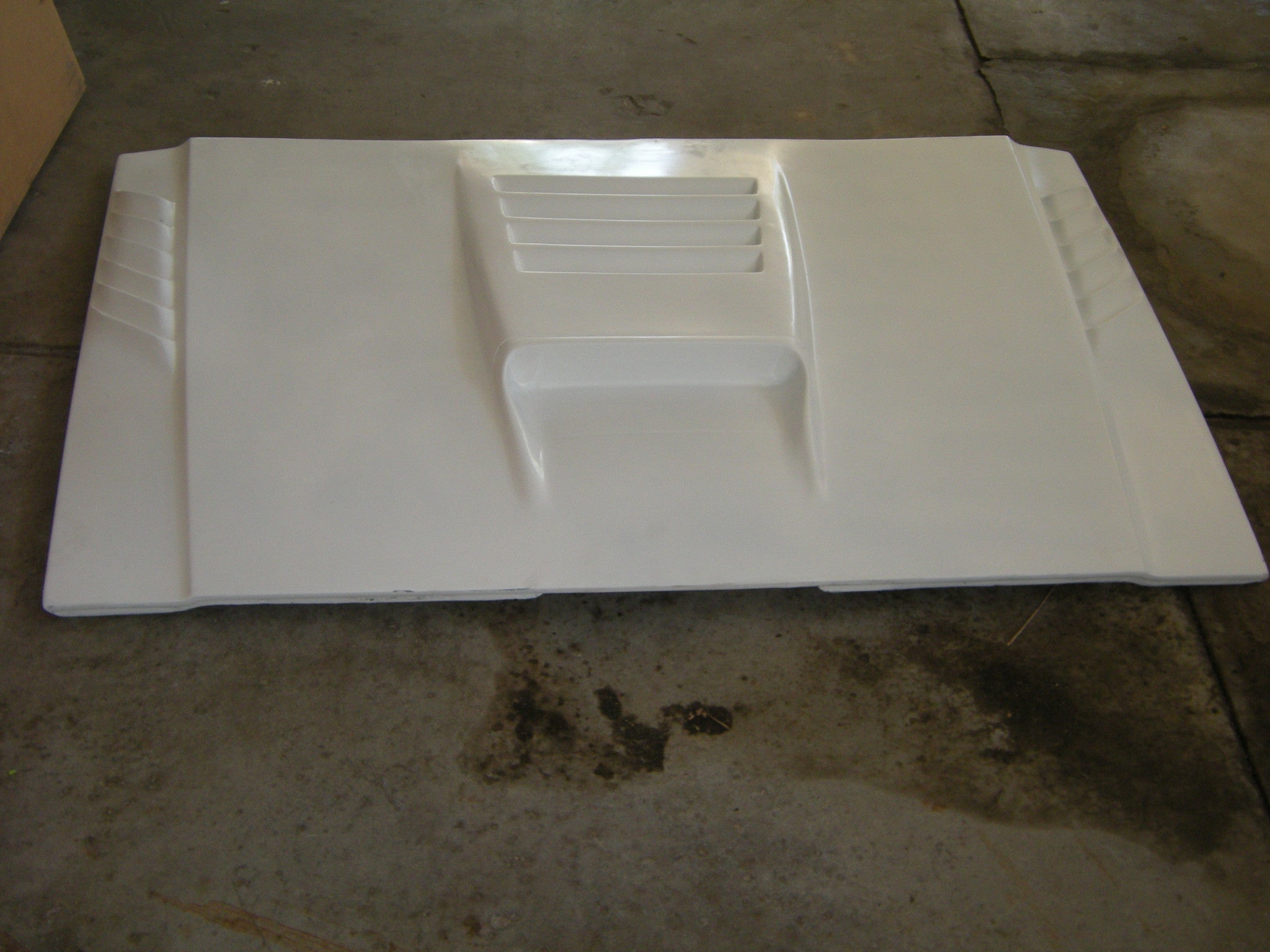 84-01 Jeep Cherokee (XJ) Off Road Fiberglass Hood - McNeil Racing Inc