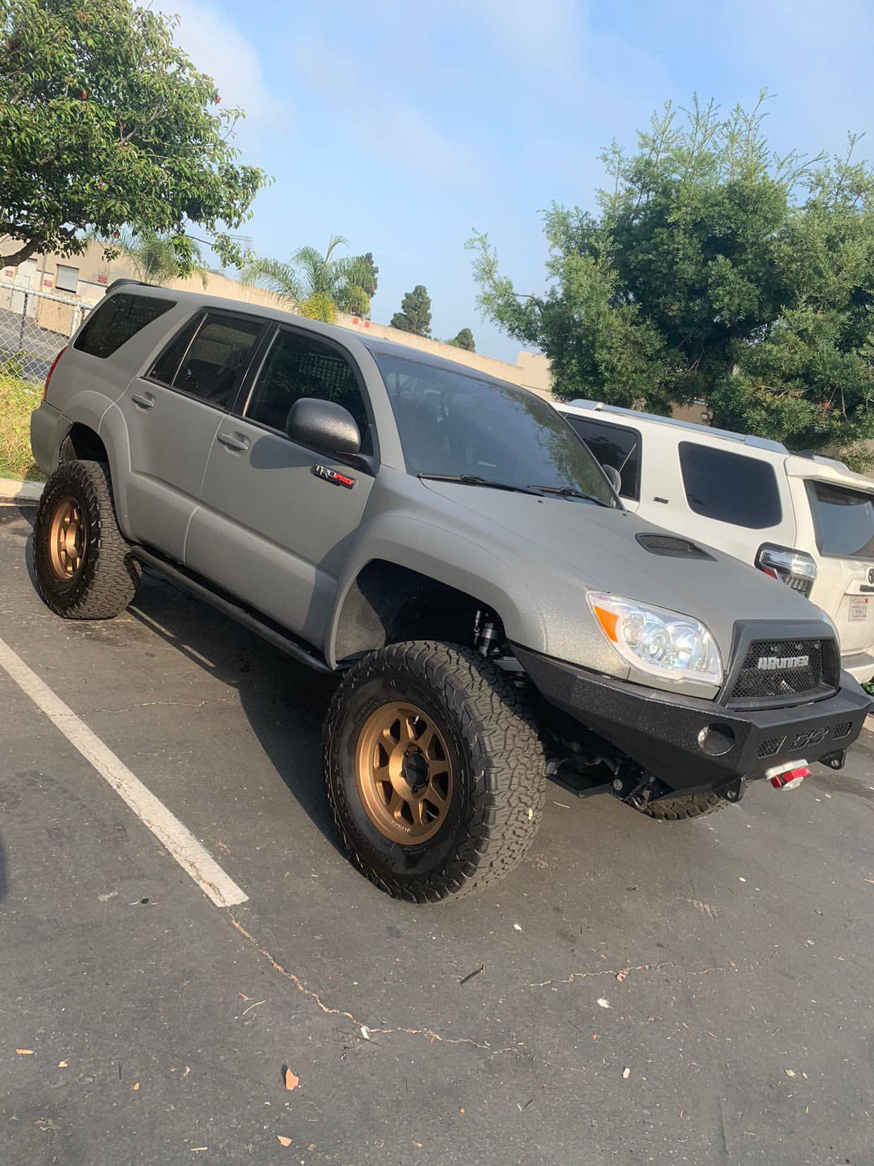 03-09 Toyota 4 Runner 4" Bulge Fiberglass Fenders OEM Style