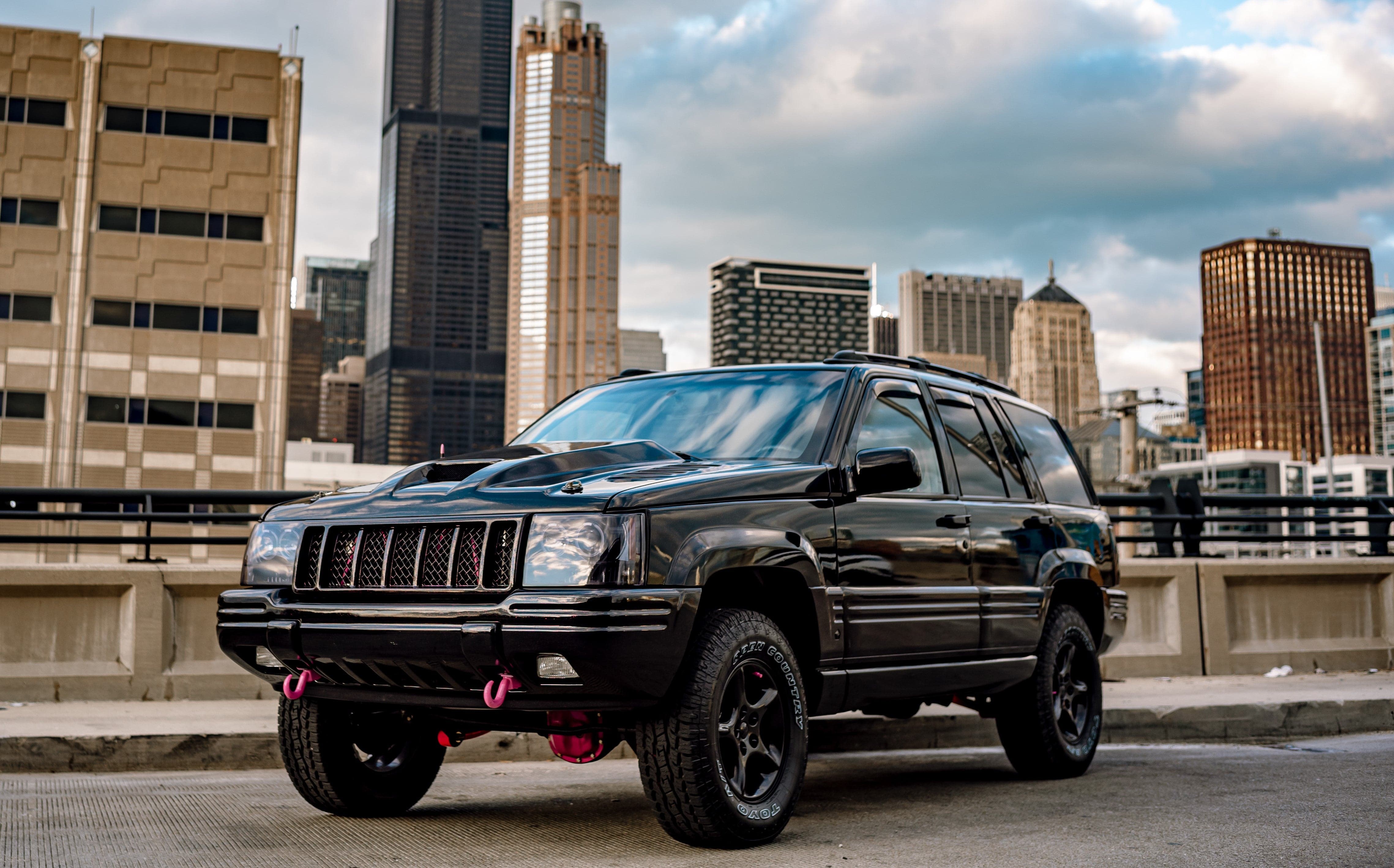93-98 Jeep Grand Cherokee (ZJ) Off Road Fiberglass Hood – McNeil