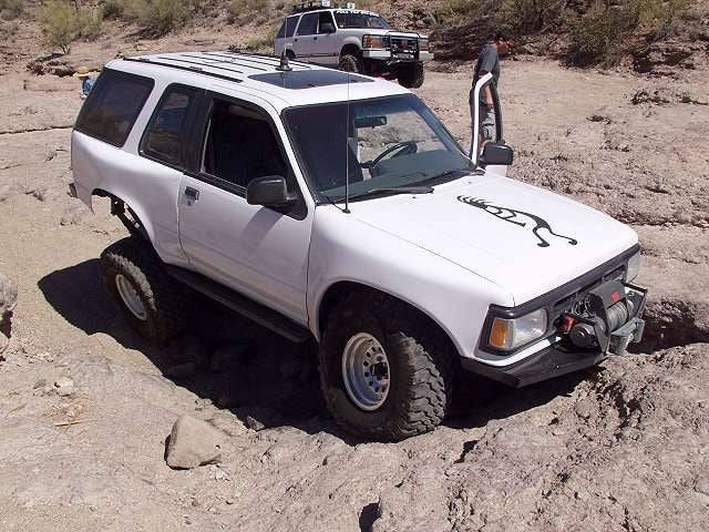 91-94 Ford Explorer 2 Door 4" Bulge Off Road Fiberglass Bedsides