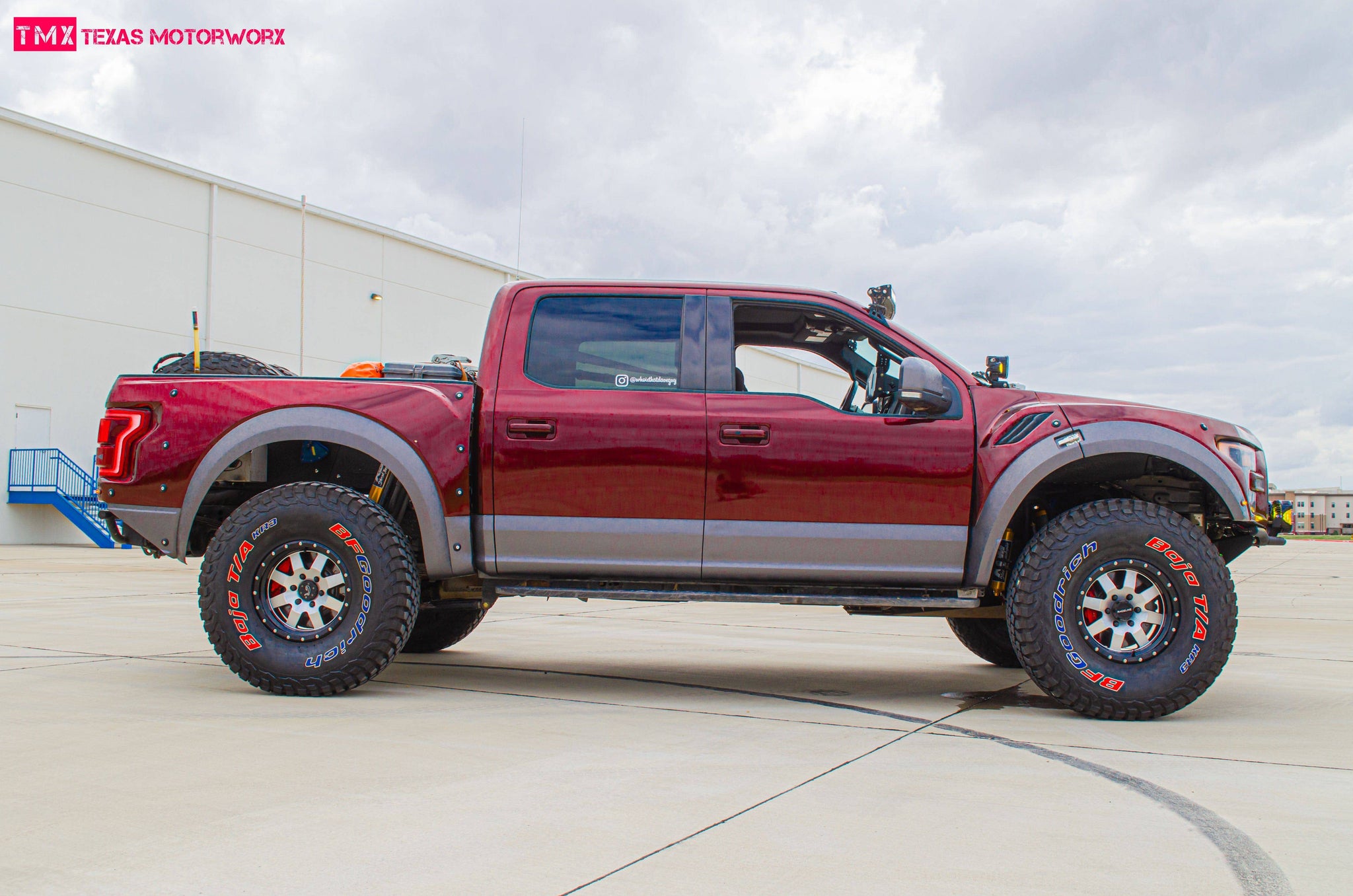 2017-2020 Ford Raptor Off Road Fiberglass One Piece – McNeil Racing Inc