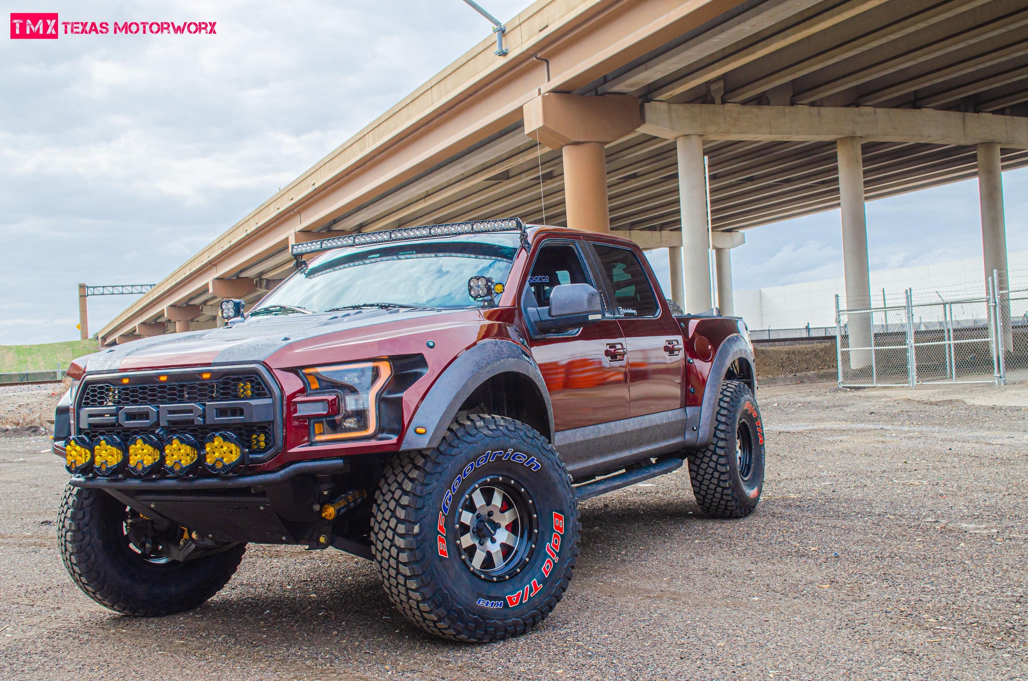 2017-2020 Ford Raptor Off Road Fiberglass One Piece – McNeil Racing Inc