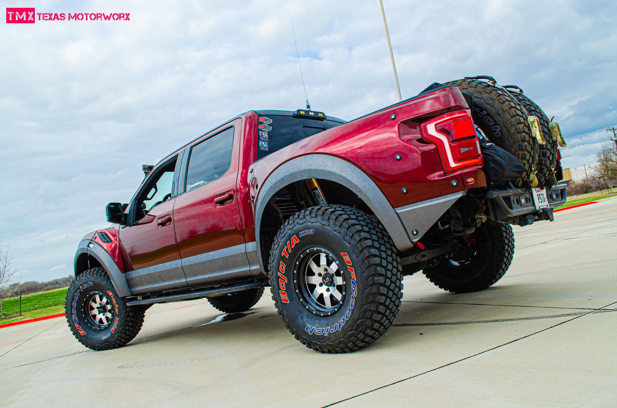 2017-2020 Ford Raptor Off Road Fiberglass One Piece